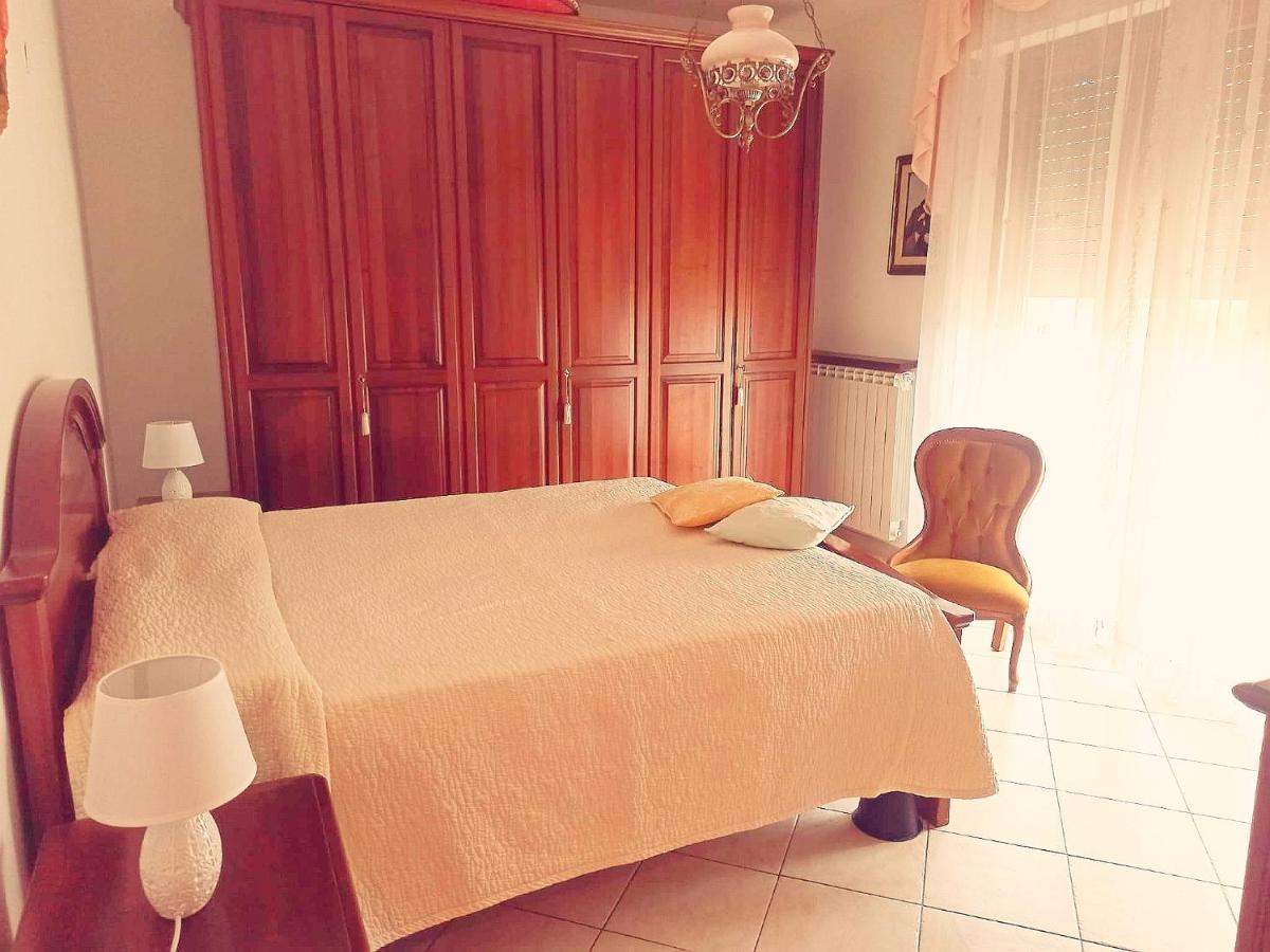 Il Tulipano Apartment San Bartolomeo Al Mare Ngoại thất bức ảnh
