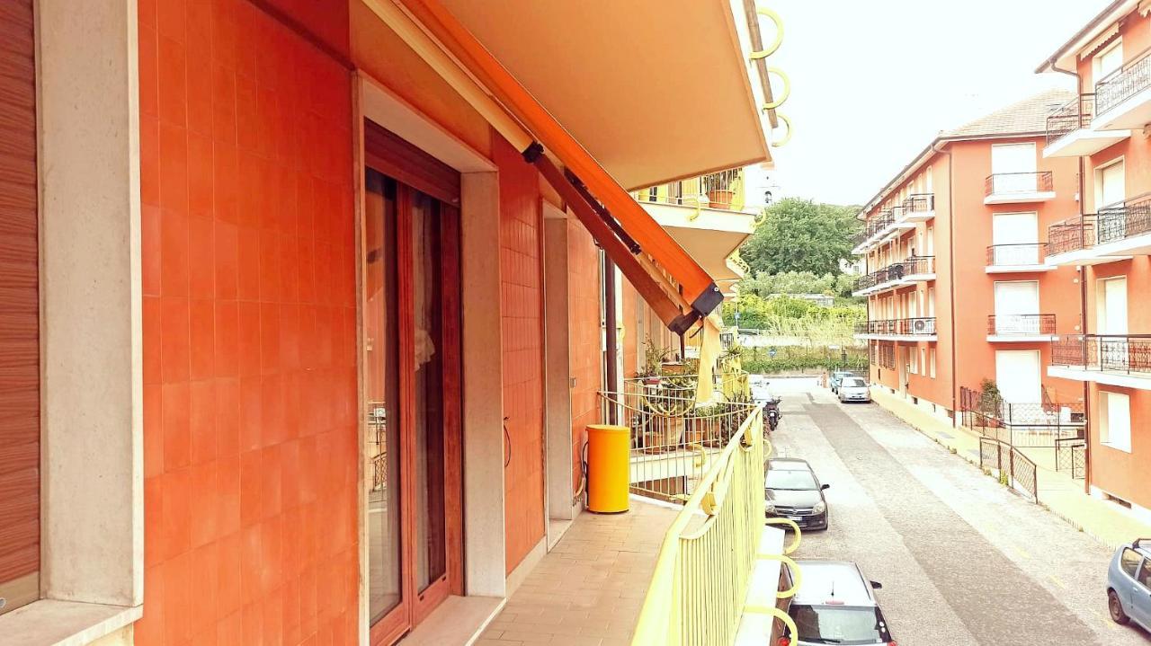 Il Tulipano Apartment San Bartolomeo Al Mare Ngoại thất bức ảnh
